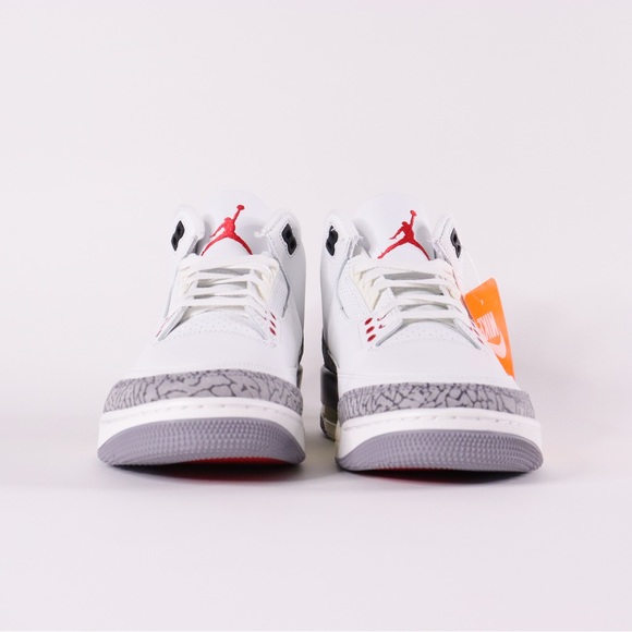 ♦️SOLD♦️NIKE AIR JORDAN 3 REIMAGINED - Picture 3 of 7